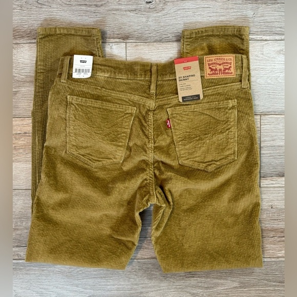 Levi’s~ Women’s 311 Shaping Skinny Corduroy Pants Size 31 X 30‎ New Mid - Rise - Picture 5 of 8